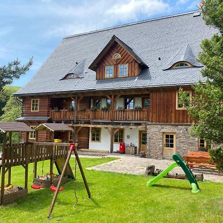 Готель Samota U Hadince Bartosovice v Orlickych Horach Екстер'єр фото